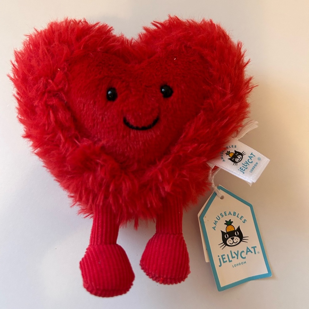 NWT! Jellycat Beatie Heart